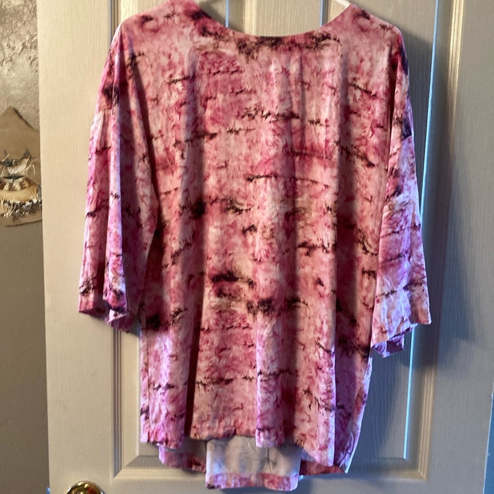 Plain front, pleat in back